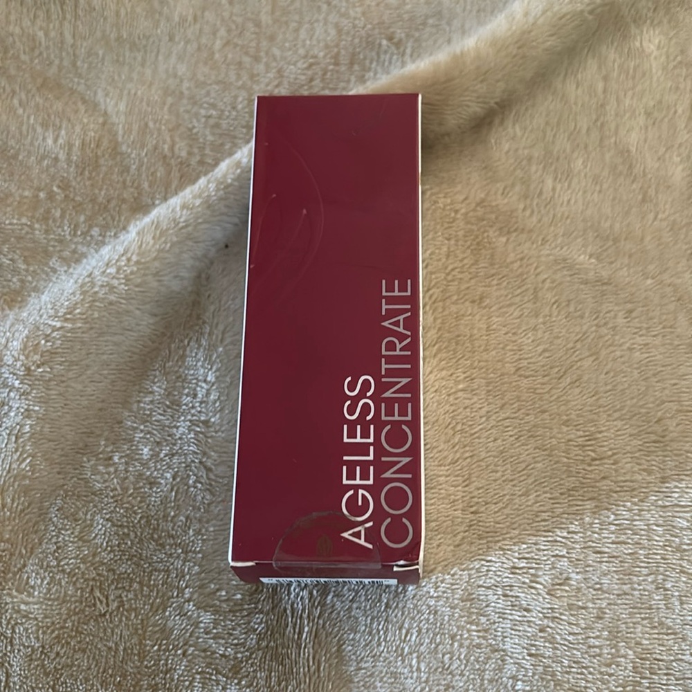Pili Ani Ageless Concentrate Oil 40ml.